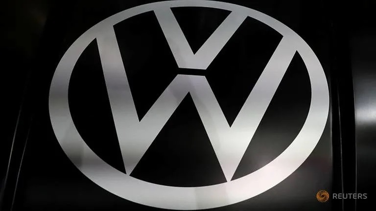 Volkswagen in Mexico will begin sending workers back to plant on Tuesday