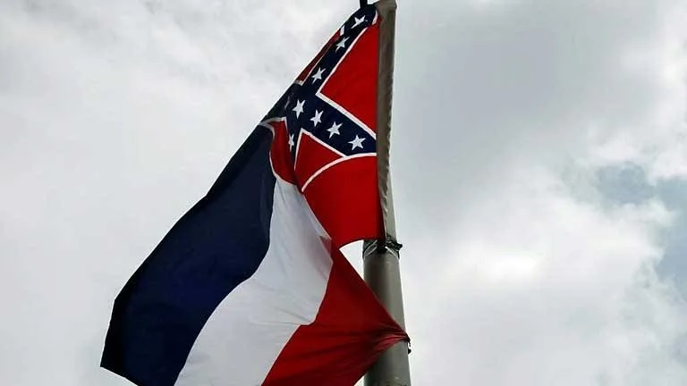 Mississippi votes to remove Confederate symbol from state flag