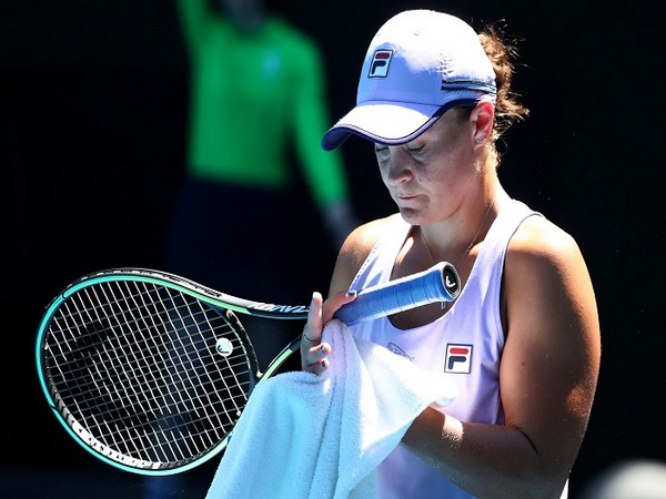 Master coach Cahill plots Barty demise at Australian Open