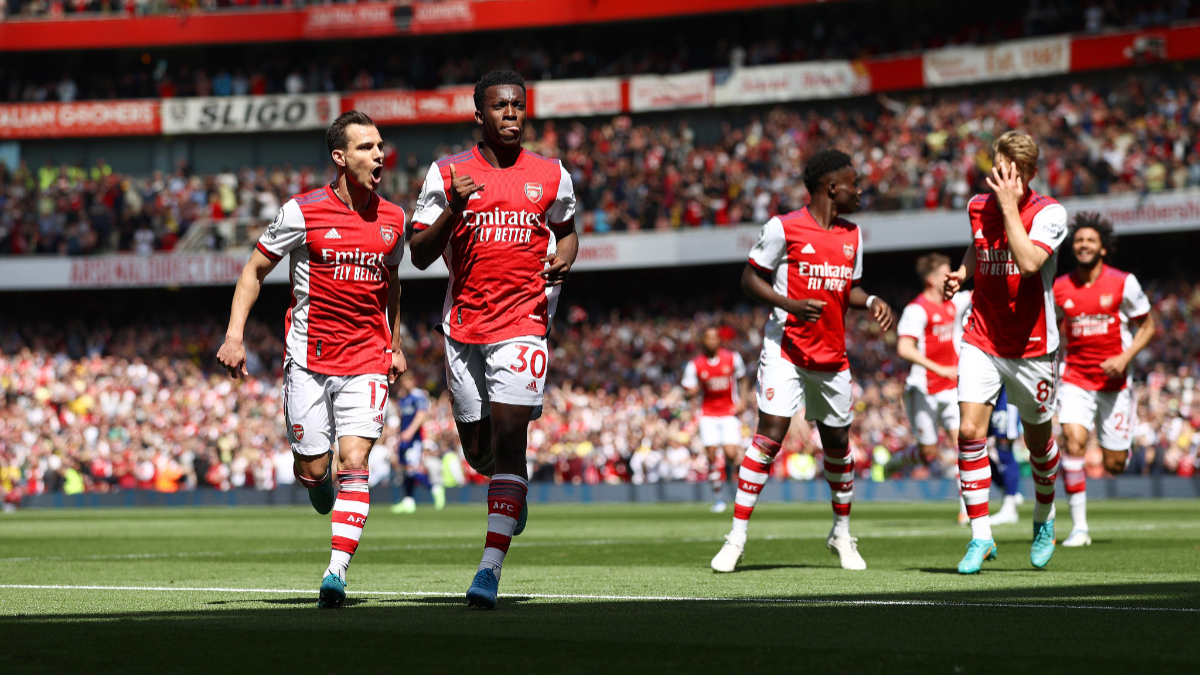 Arsenal and Man City win, Leeds and West Ham boost survival hopes