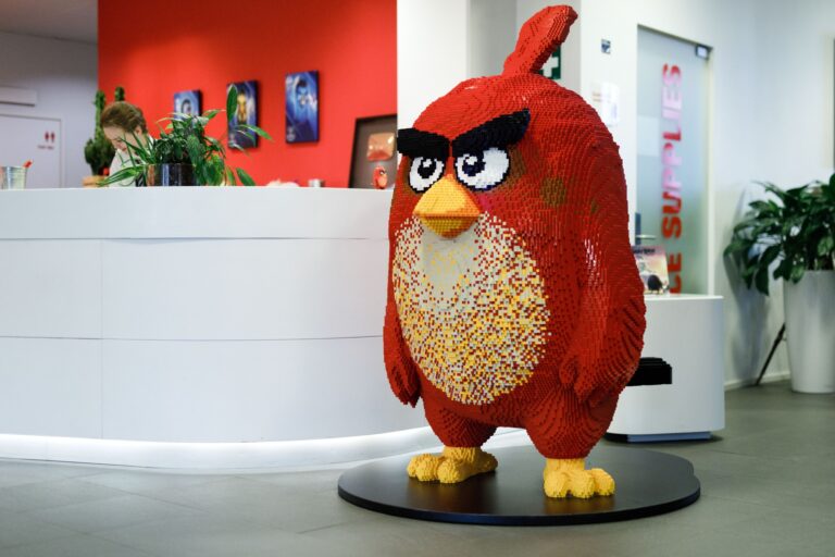 Sega offers $776 million for Angry Birds maker Rovio