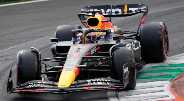 Verstappen resumes normal service with top time in Japan