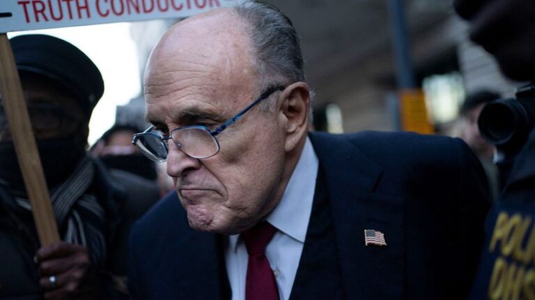 Ex-NYC mayor Rudy Giuliani files for bankruptcy