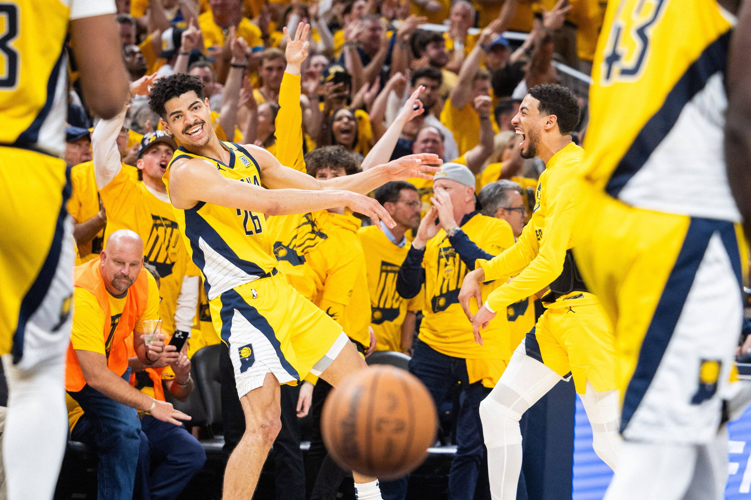 Pacers thrash Bucks to clinch NBA playoff series