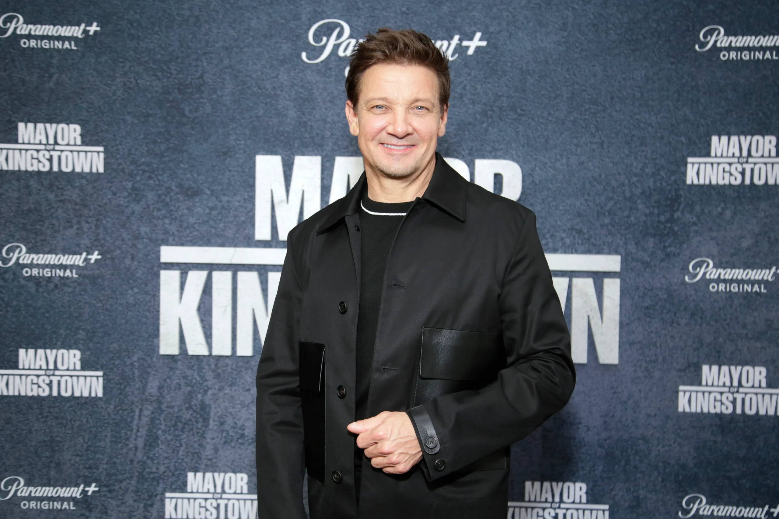 Actor Jeremy Renner announces new memoir discussing near-fatal accident